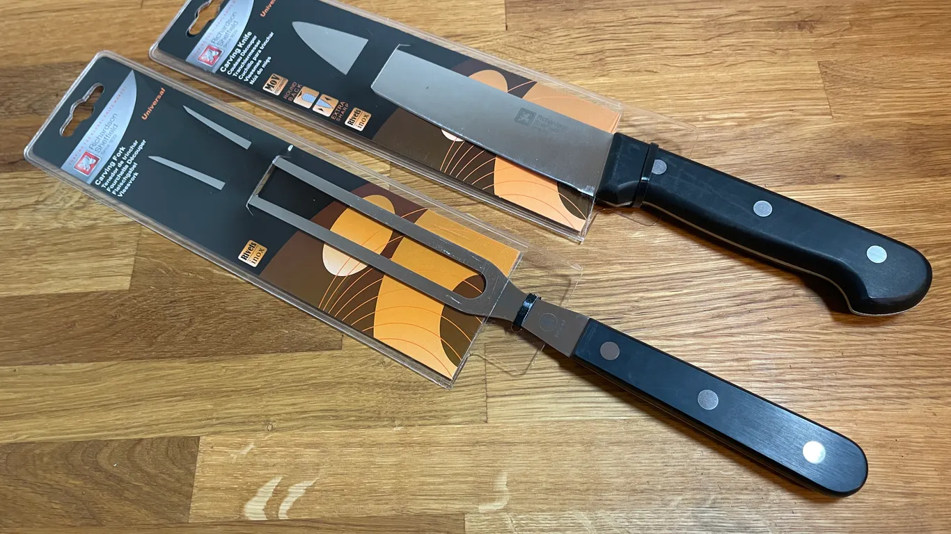 RICHARDSON SHEFFIELD UNIVERSAL CARVING FORKS & UNIVERSAL CARVING KNIFE - NEW
