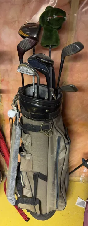 Mixed Golf Clubs, Bag & Accessories