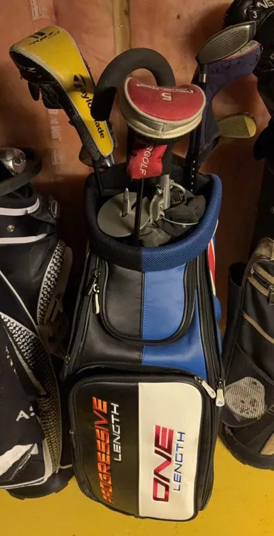 Golf Club Set with One Length Bag