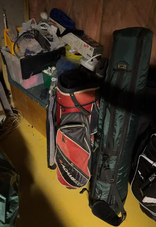 Golf Practice Aids, Training Equipment & Golf Bags Lot