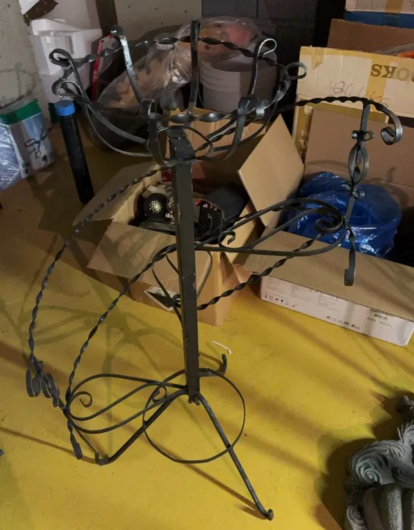 Decorative Wrought Iron Plant Stand