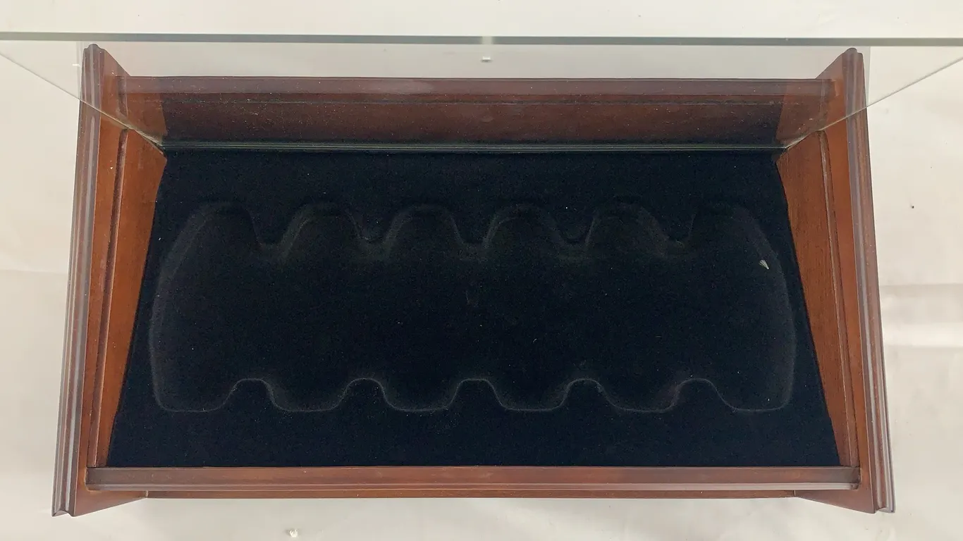 Boris Vallejo Fantasy Collector Knife Display Case