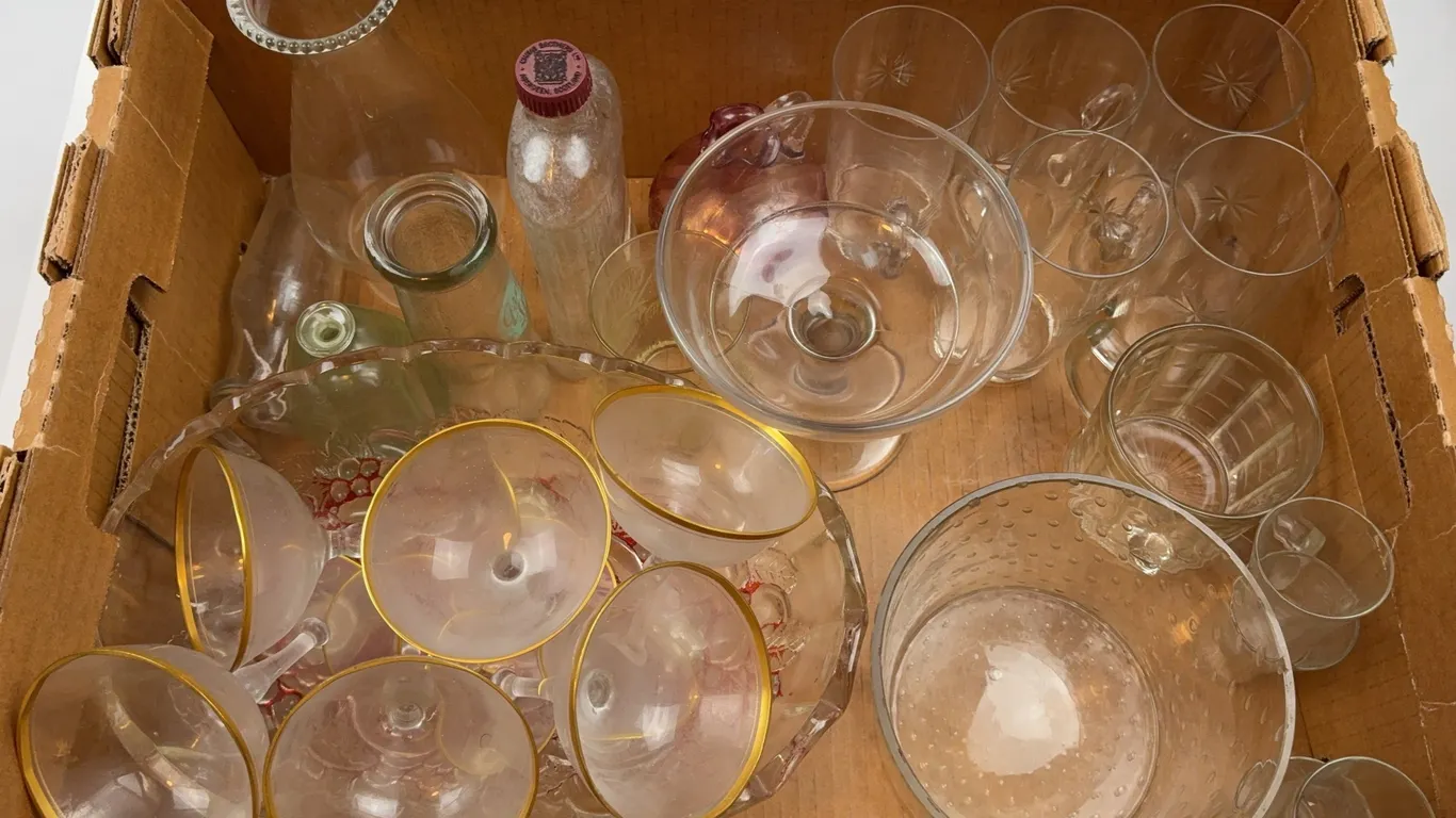 Vintage Glassware, Stemware & Decorative Glass Collection