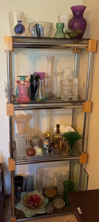 Art Glass Vase & Decorative Glassware Collection with Display Shelf
