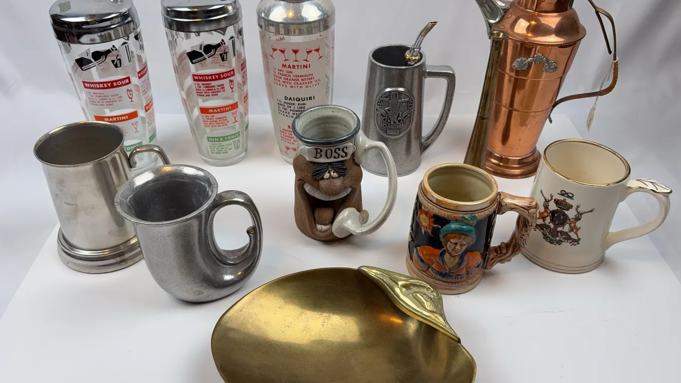 Lot Cocktail Shakers Copper Coffee Pot Tankards Mugs & Brass Bowl
