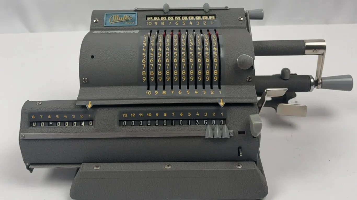 Vintage Hand Crank Calculator Multo Addo Made in Sweden