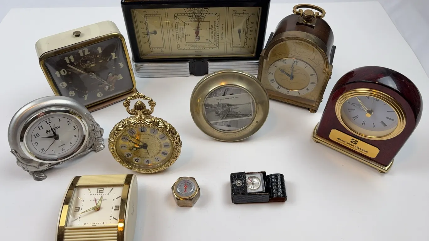 Large Mixed Lot of Vintage Clocks, Desk Clocks & Barometer Accessories