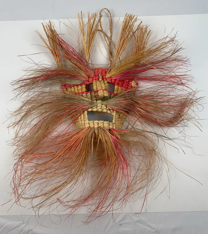 Vintage Woven Grass & Raffia Decorative Wall Mask