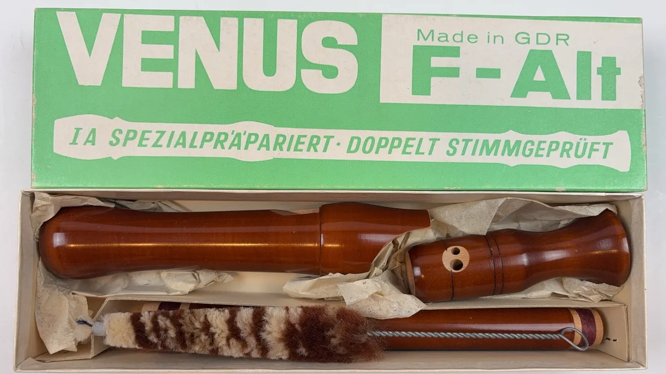 Vintage Venus F-Alt Alto Recorder Made in East Germany (GDR)