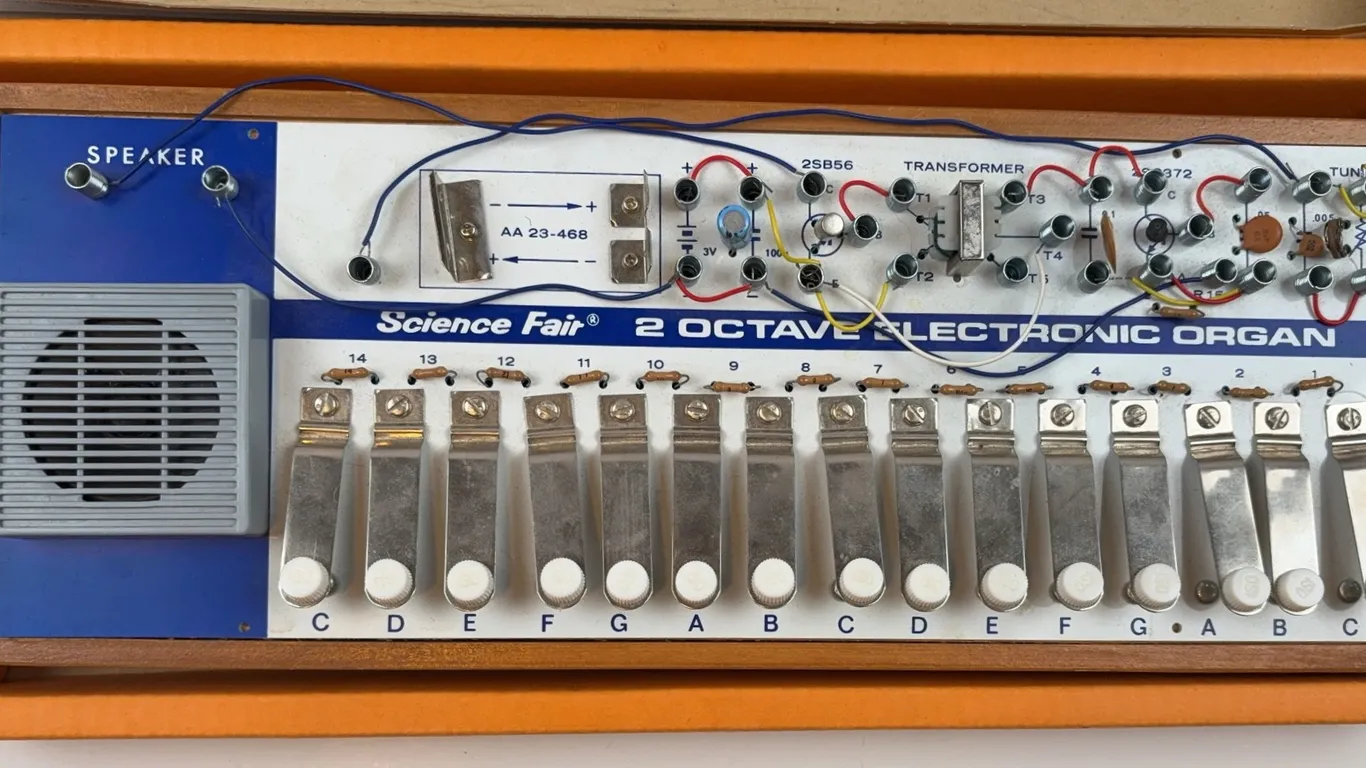 Vintage Educational Electronics Organ Project with Speaker & Keys