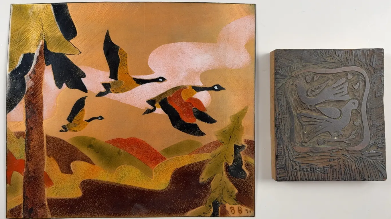 Pair of Folk Art Bird-Themed Decorative Wall Plaques and Tile Artwork