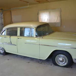 Collector Vehicle from the Dave Tupper Dispersal (P10-NBI-S2248)
