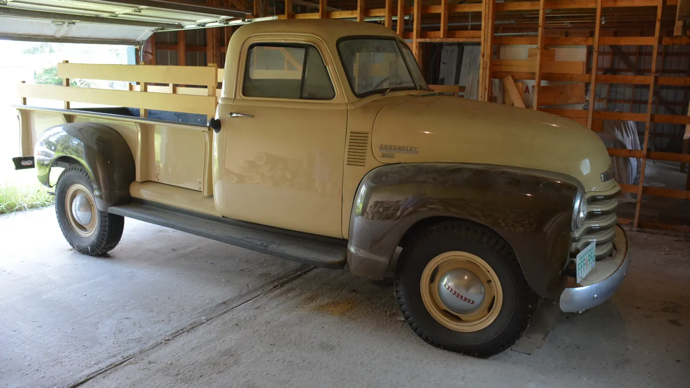 Collector Vehicle from the Dave Tupper Dispersal (P10-NBI-S2248)