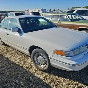 Vehicle from the Dave Tupper Dispersal (P10-NBI-S2248)