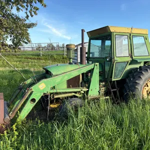 John Deere 2wd Tractor w/ Loader, Bale Fork, Bucket, 5426hrs (OS-S2280)