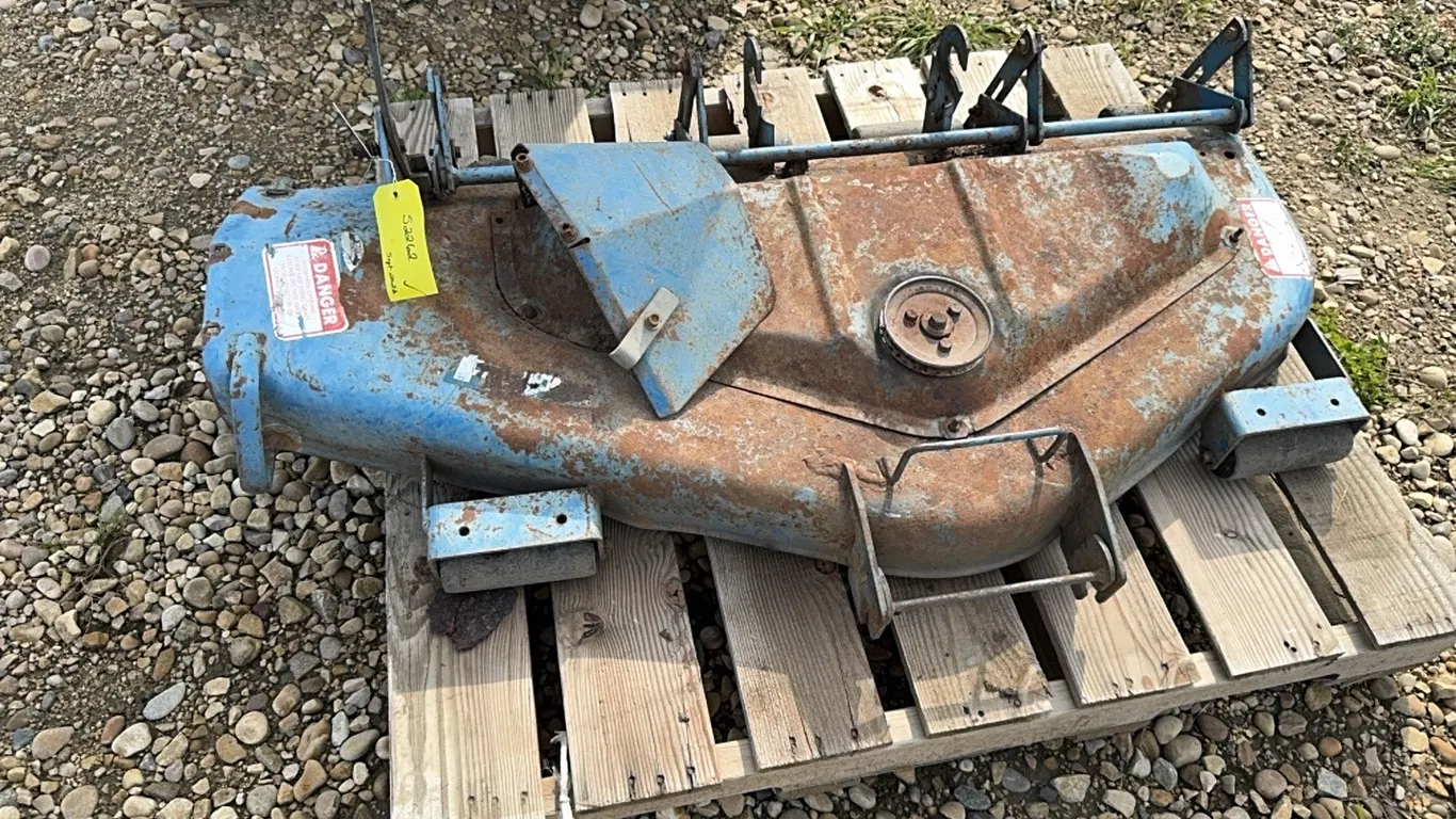 Mower Deck Condition Unknown (P10-R5-W-S2262)