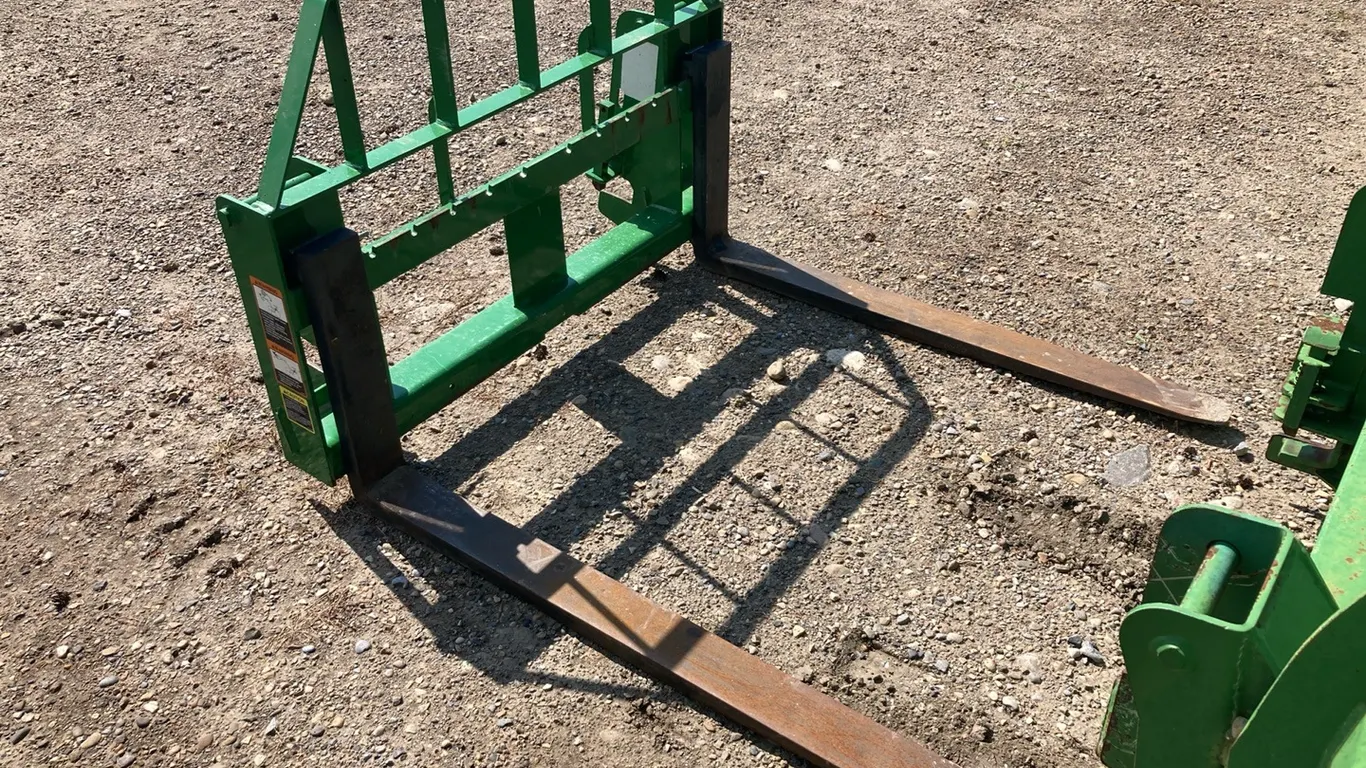 Quick Attach Pallet Forks
