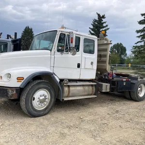 2001 Freightliner T/A Hiway Tractor VIN: 1FUJBGAS11HH56541