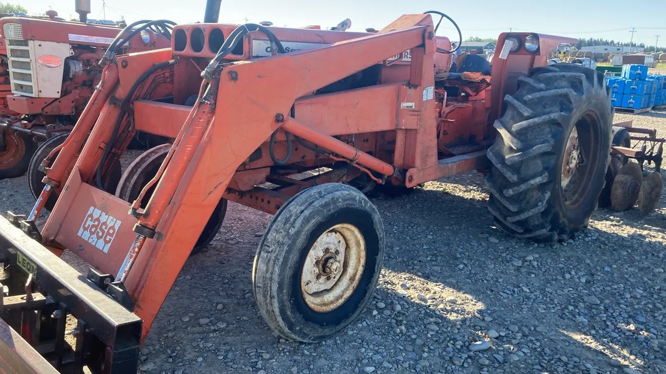 Allis Chalmers 170 Tractor, s/n: 752787