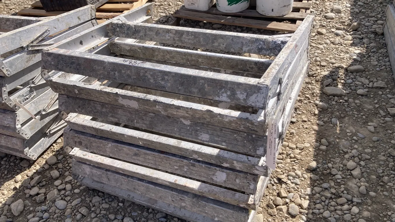 (4) 30" Aluminum Saw Horses