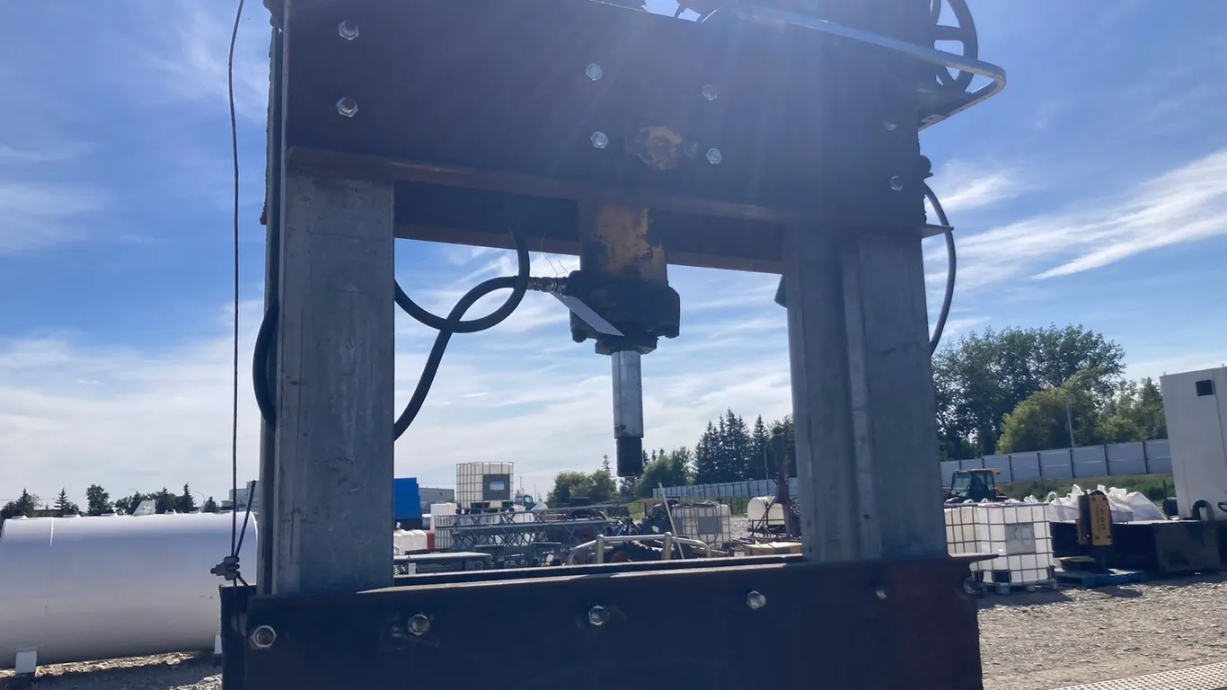 Hydraulic Press with Press Tools - Homemade
