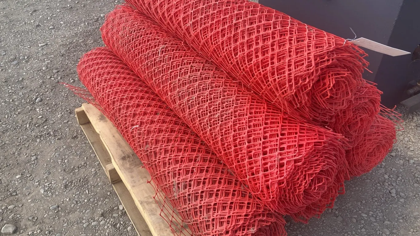 (6) Rolls of New Snow Fence 100' Each (6 Rolls for one price)