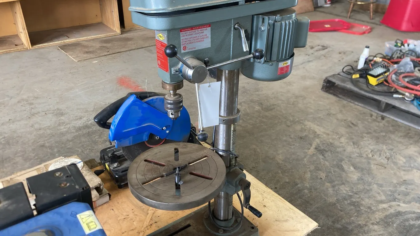 ITC 16 Speed 5/8" Drill Press