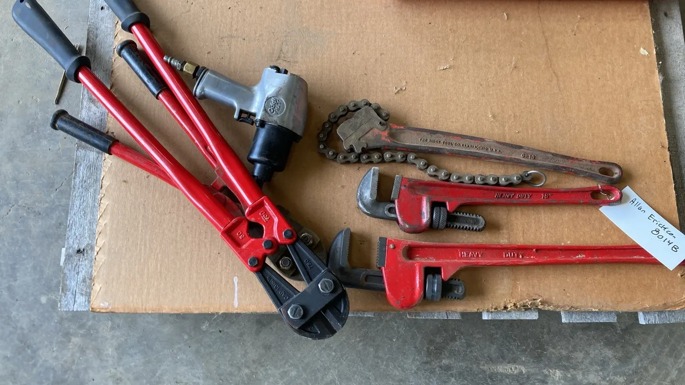 (2) Pipe Wrenches, (1) Chain Pipe Wrench, (2) Bolt Cutters, Ultra Pro Air Impact