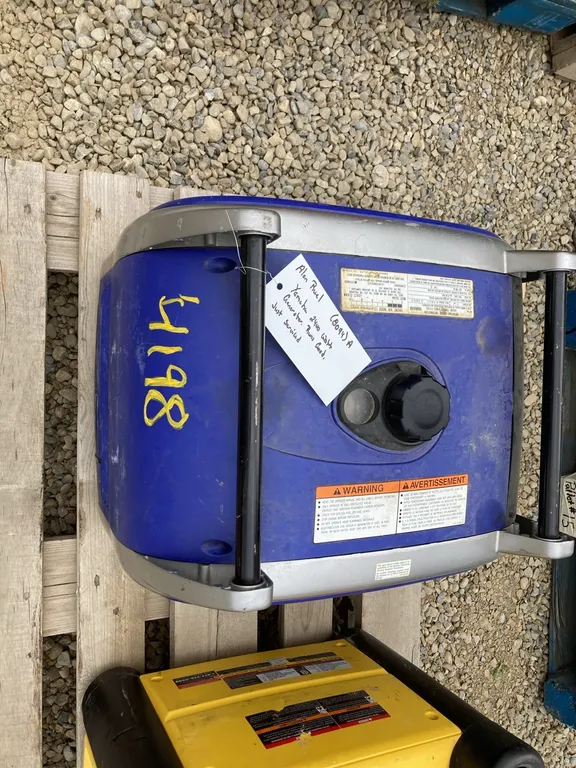 Yamaha 2400Watt Generator - Runs Good