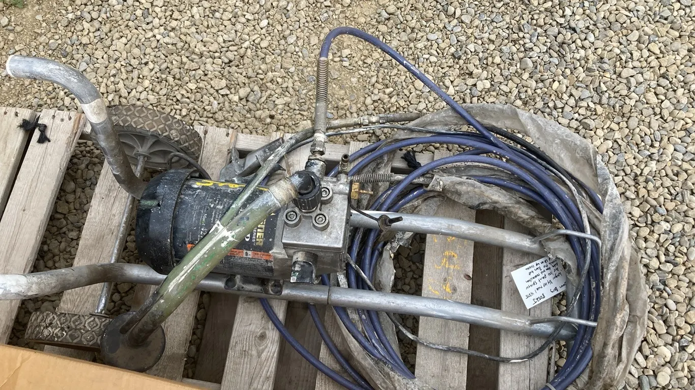Wagner 3/4HP Model 4275 Air Less Paint Sprayer