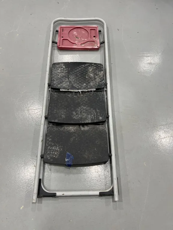 Folding Step Ladder