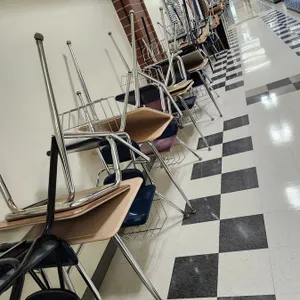 (6) Student Desks
