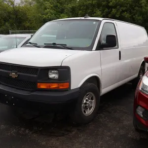 2016 Chevrolet Express Van (G786)