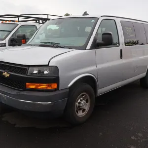 2019 Chevrolet Express Van (K700)