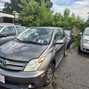 2005 Scion xA Hatchback