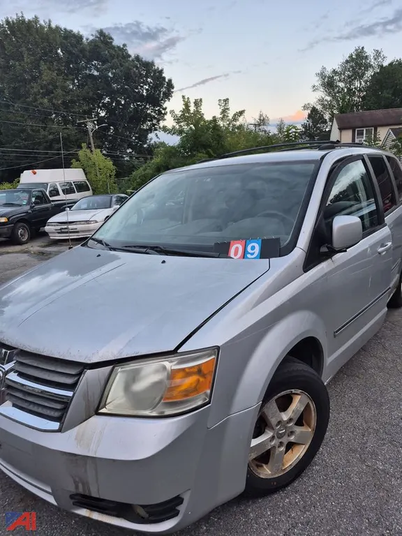 2009 Dodge Grand Caravan Mini-Van (Parts Only)
