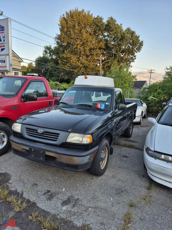 2000 Mazda B-Series Pickup Truck