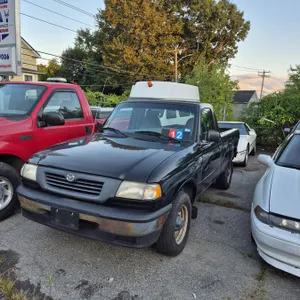2000 Mazda B-Series Pickup Truck