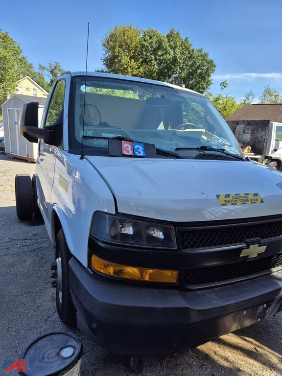 2018 Chevrolet Express G4500 Cab and Chassis