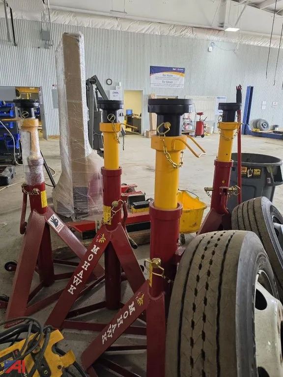 (4) Mohawk Lifts HD Jack Stands