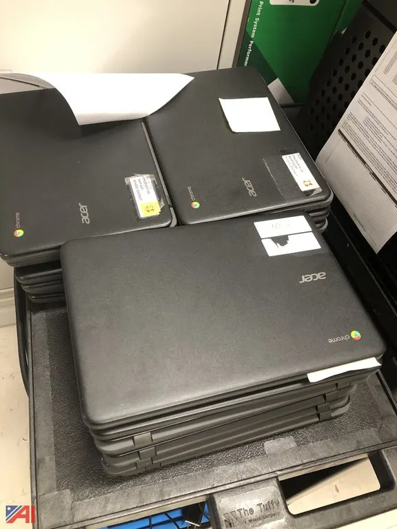 (12) Chromebooks