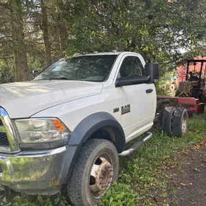 2015 RAM 5500 Cab and Chassis with Plow