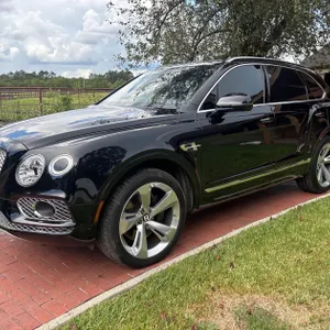 Offered at No Reserve | 2018 BENTLEY BENTAYGA SUV