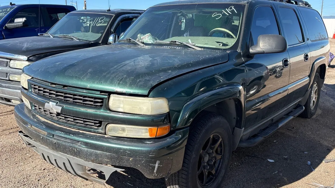 2002 CHEV SUBURBAN UP 3GNFK16Z02G237481