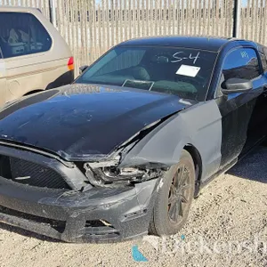 2014 FORD MUSTANG 2D 1ZVBP8AM2E5306340