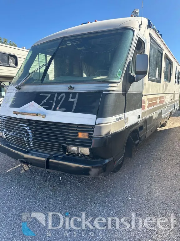 1988 CHEV P30 MT 1GBKP37W2J3333501