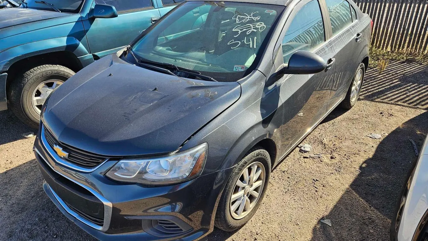2017 CHEV SONIC 4D 1G1JD5SH3H4120459