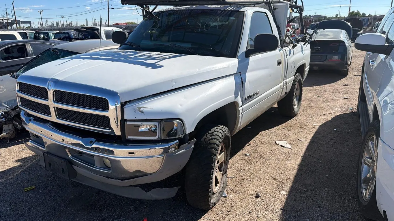 JUNK 1998 DODG RAM PK 1B7HF16ZXWS706189