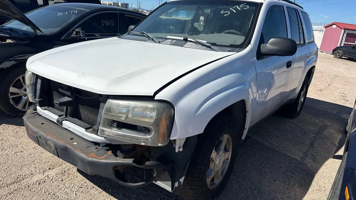2005 CHEV BLAZER UP 1GNDT13S652278416
