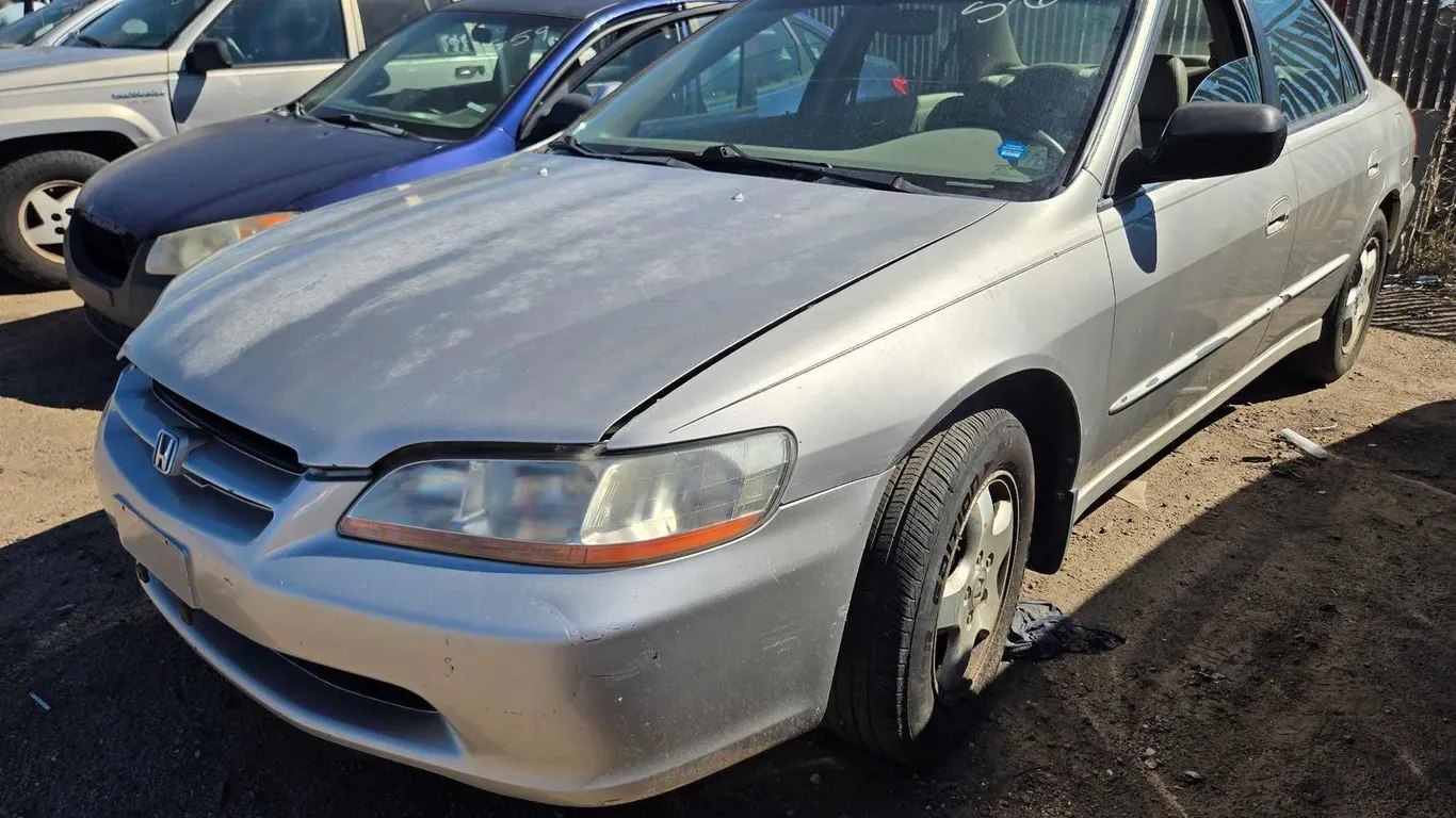 1999 HOND ACCORD 4D 1HGCG1650XA062909